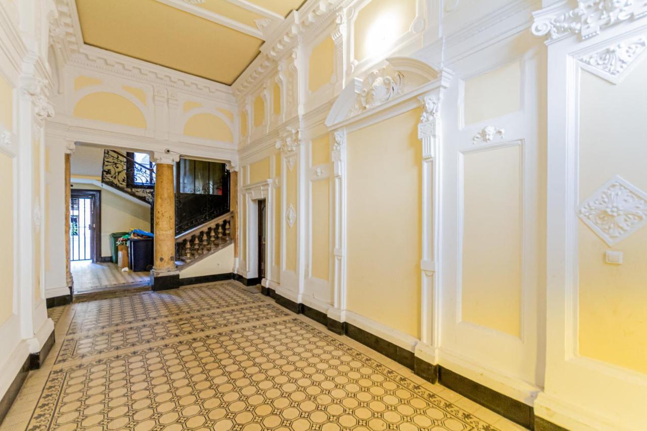 Supercentral Boutique Suite Budapest Exterior photo